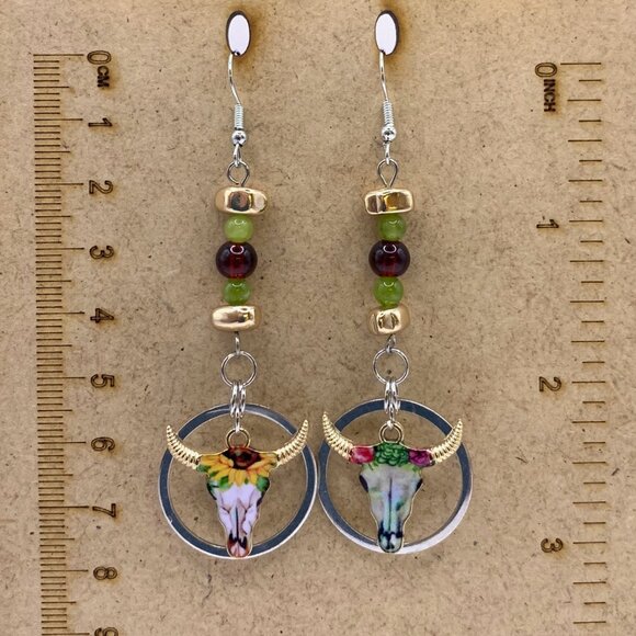 Long Horn Cow Cattle Skull Gemstone Beads Dangle Handmade Pierced Earrings LR130 - Picture 4 of 5
